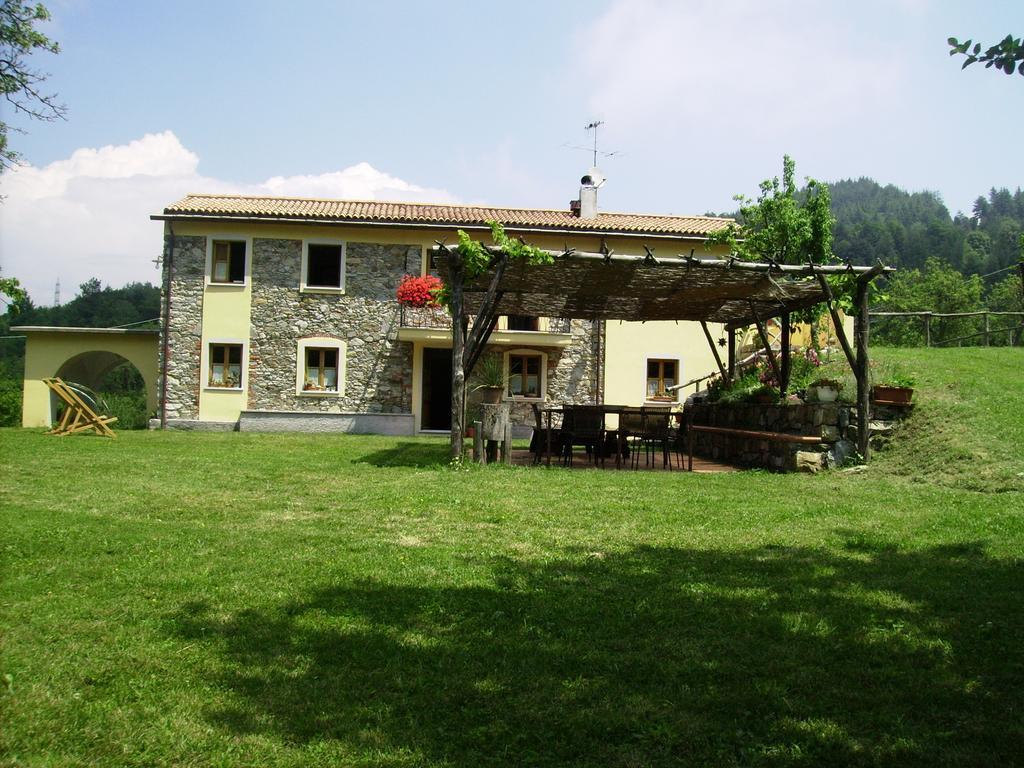 Il Girasole Acomodação com café da manhã Fosdinovo Exterior foto